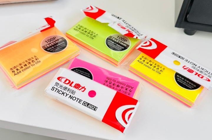 DL Neon Sticky Notes 76×51mm – 100 Sheets Colorful Set for School, Office & Study - Image 2